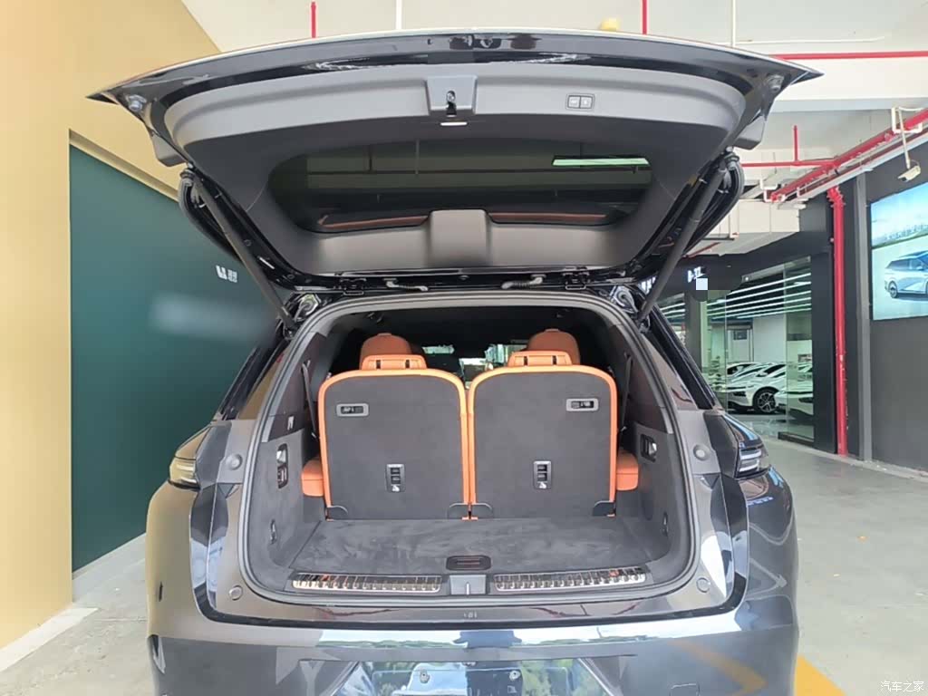 Li Auto L8, 2025 19