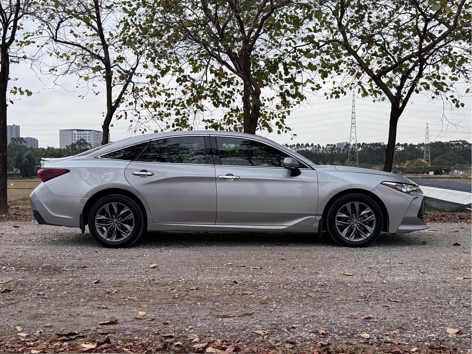 Toyota Avalon, 2019 4