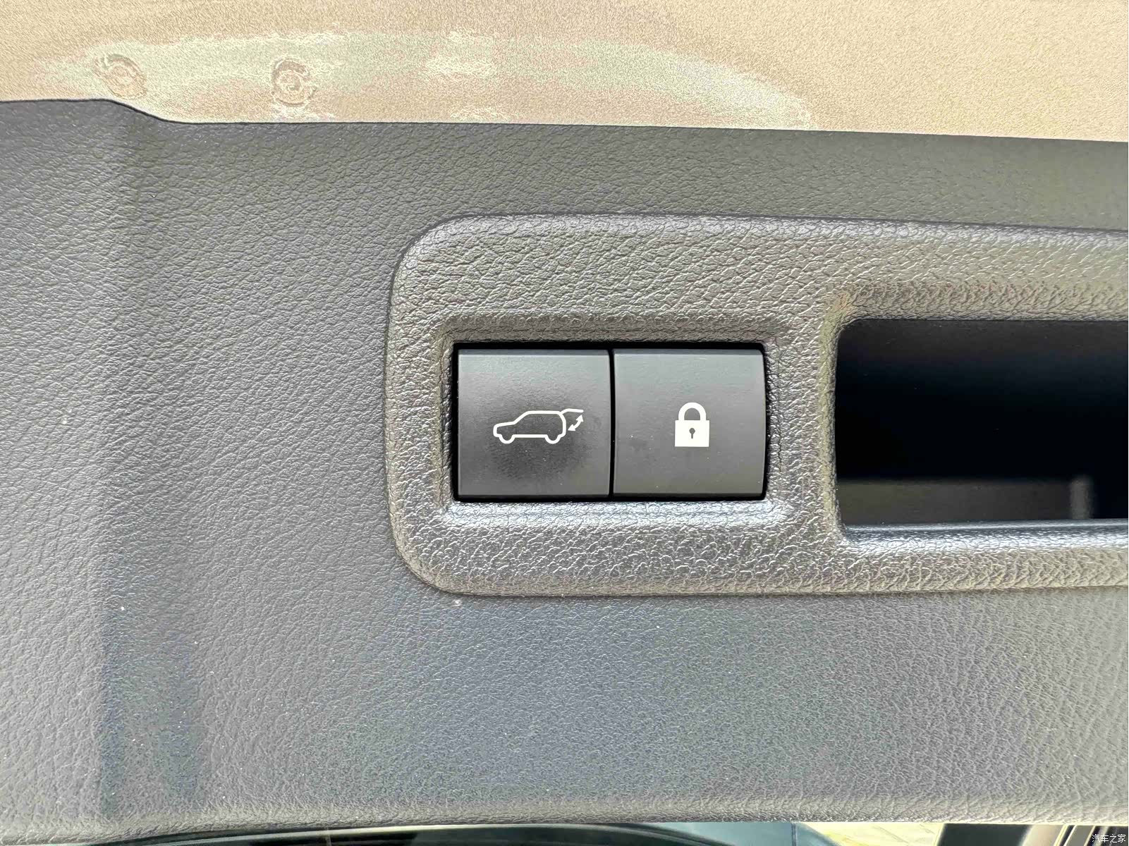 Lexus NX, 2021 22