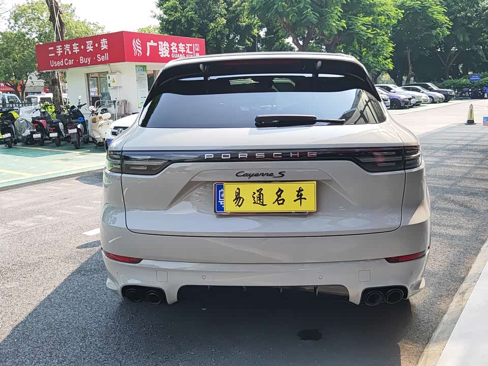 Porsche Cayenne Porsche Cayenne