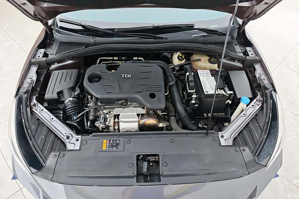 MG MG5, 2022 10
