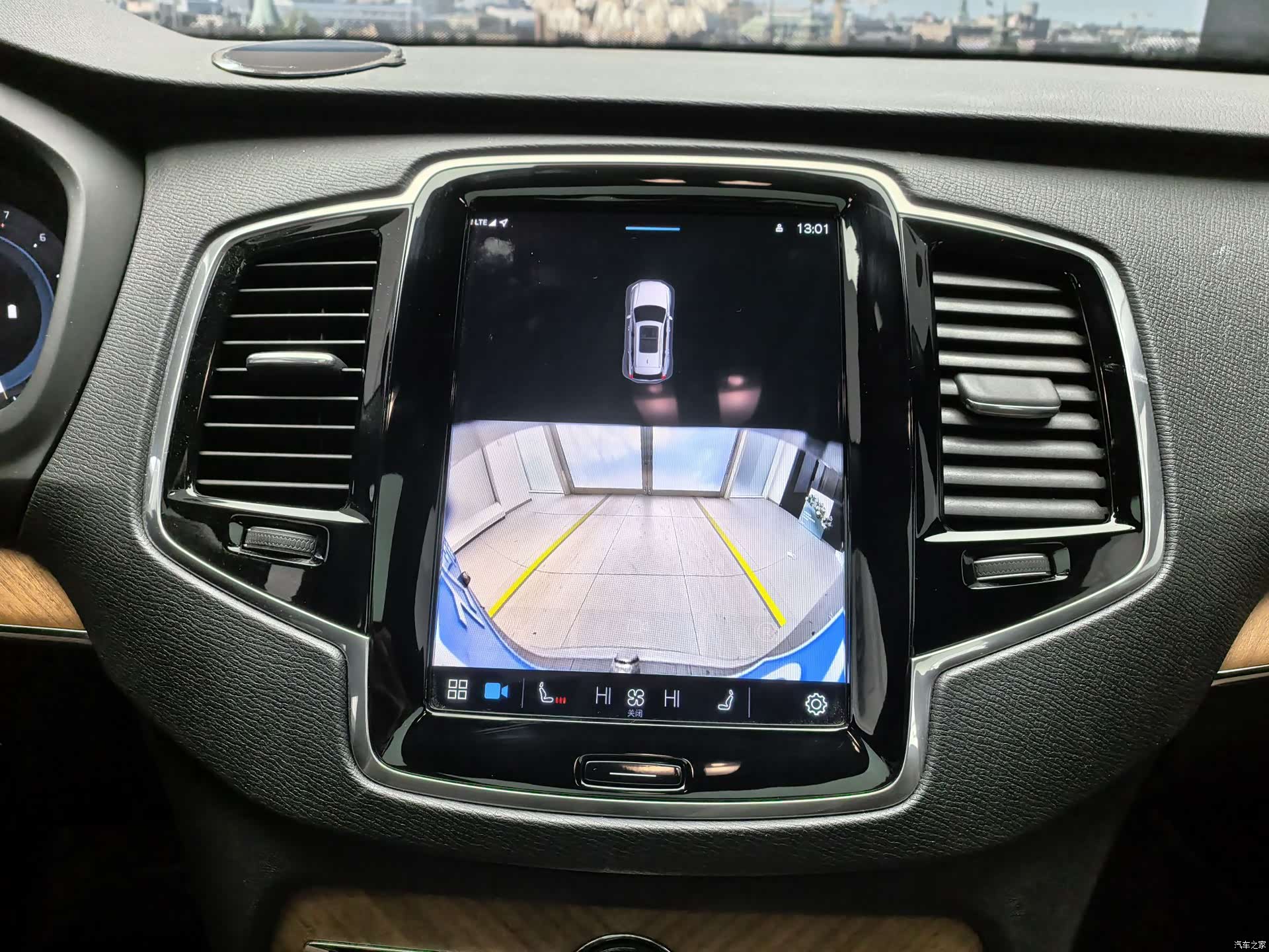 Volvo XC90, 2025 6