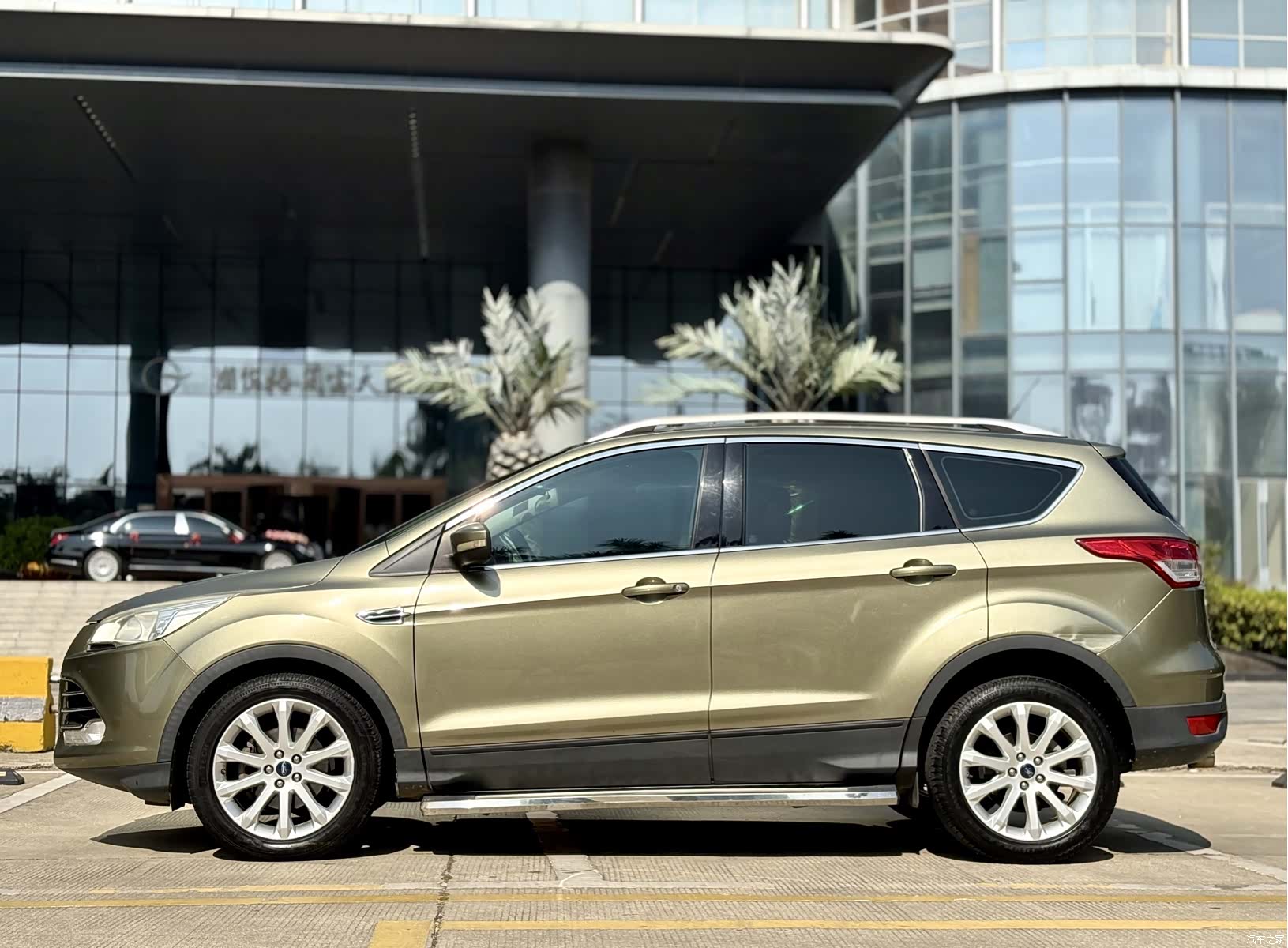 Ford Kuga, 2014 14
