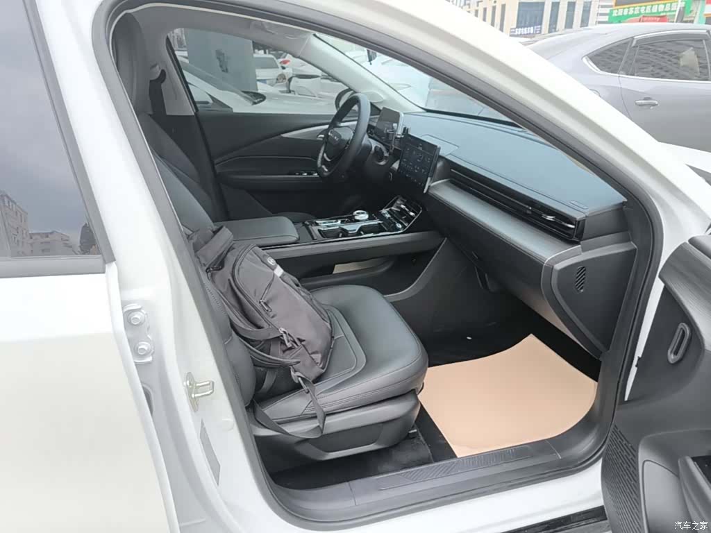Wuling Starlight, 2024 25