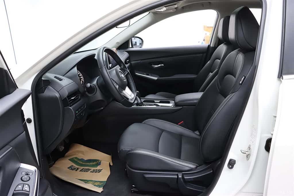 Nissan Sylphy, 2020 13