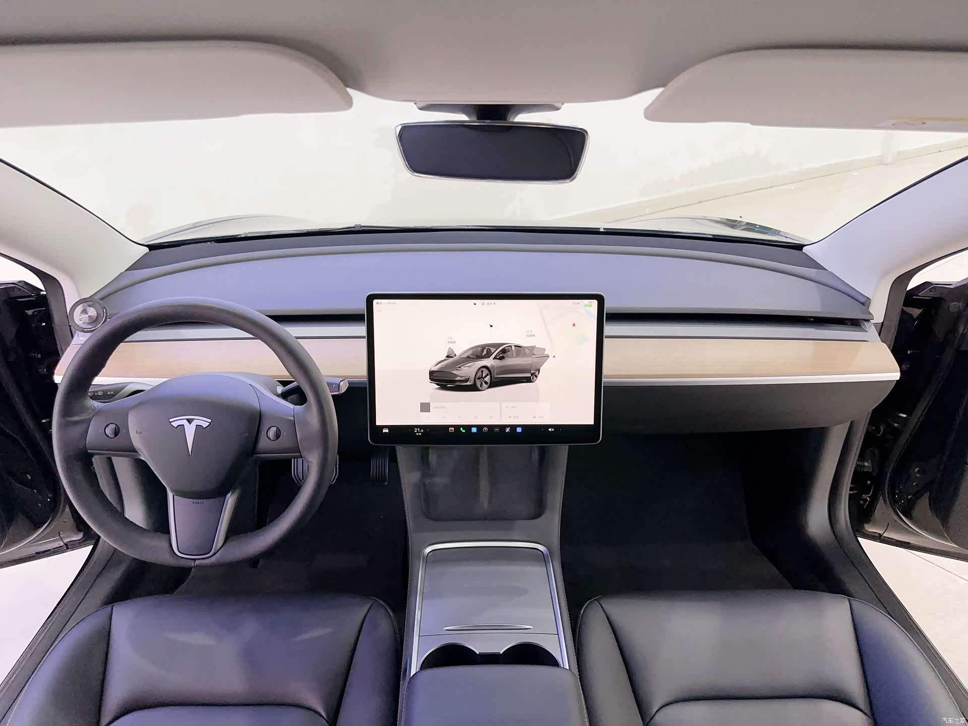 Tesla Model 3, 2022 16
