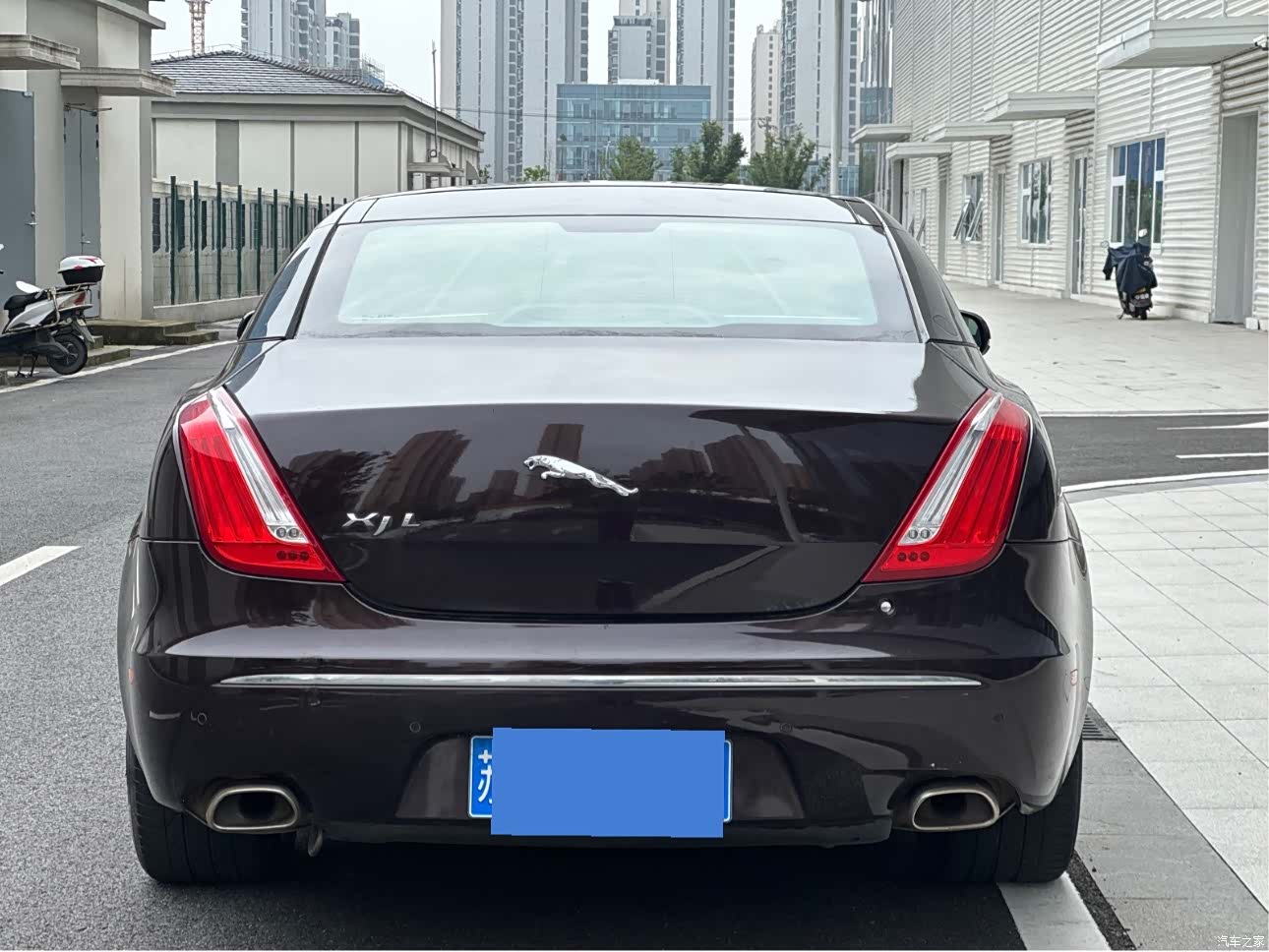 Jaguar XJ, 2012 все фото
