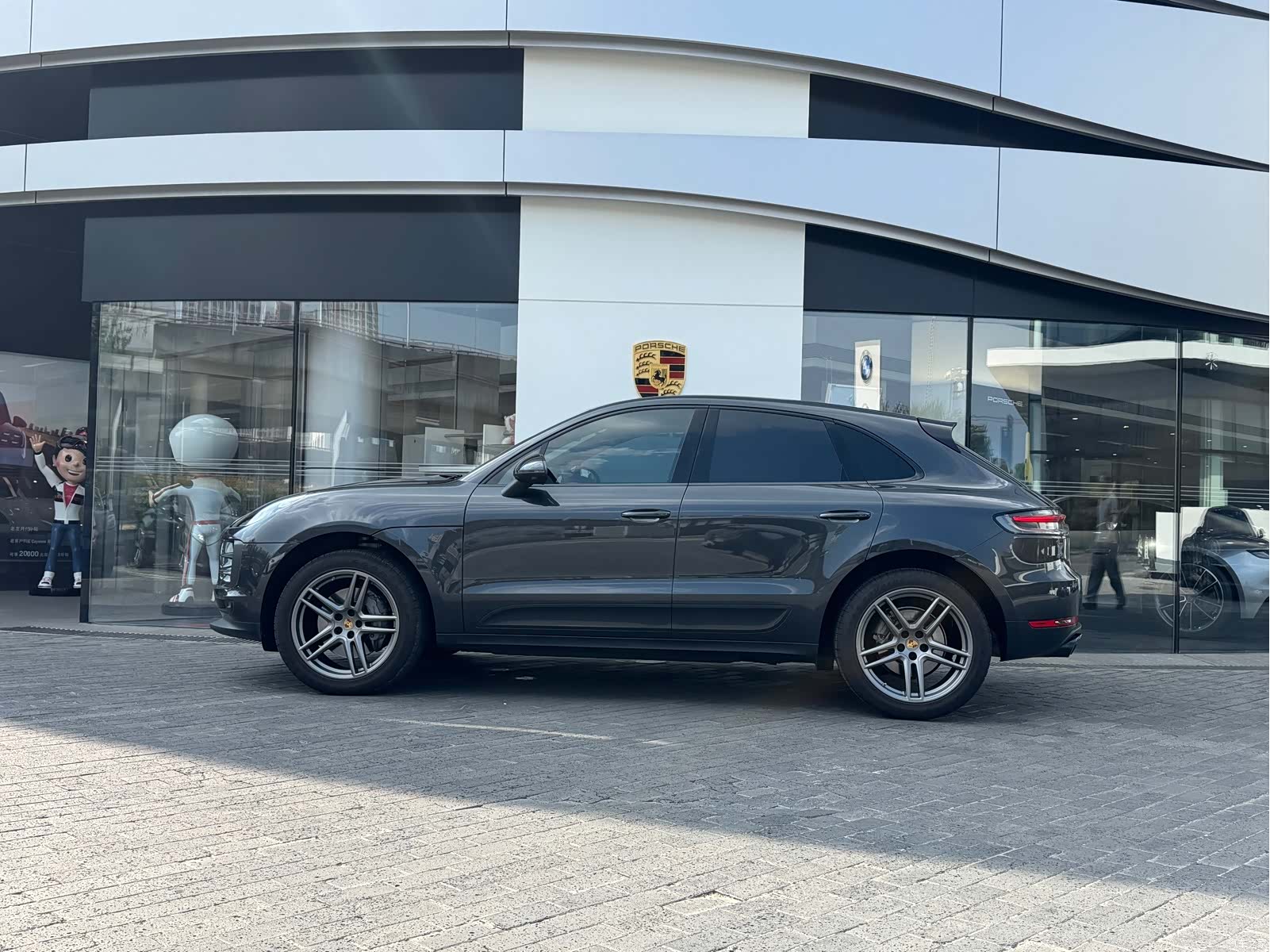 Porsche Macan, 2020 все фото
