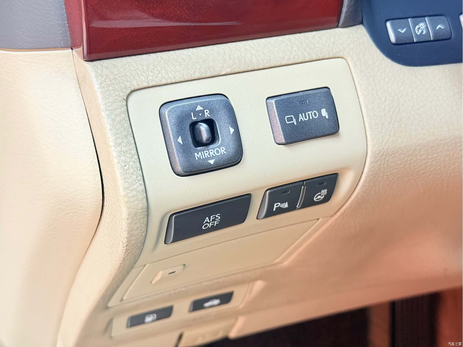 Lexus LS, 2007 28