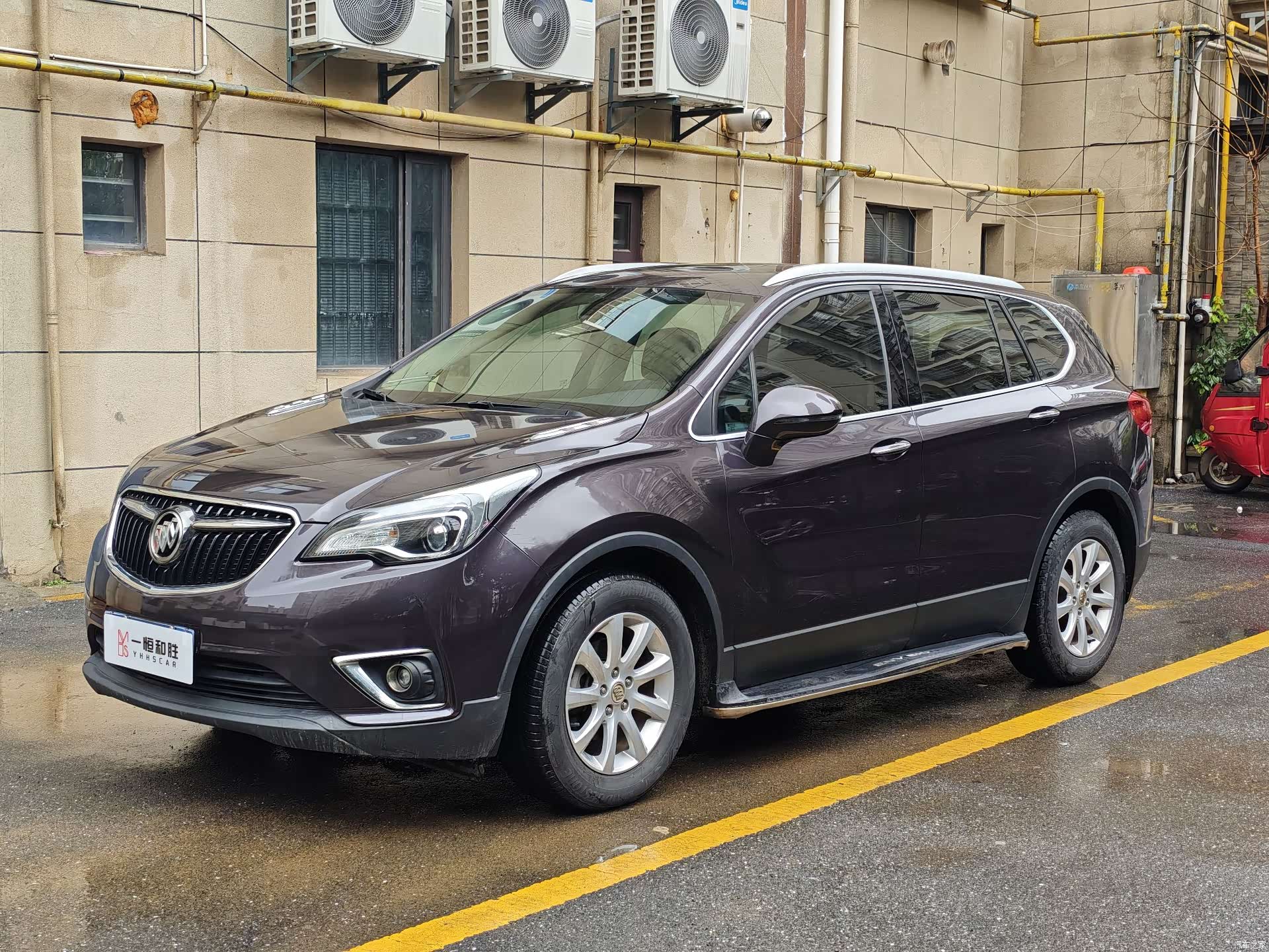 Buick Envision Plus, 2018 1