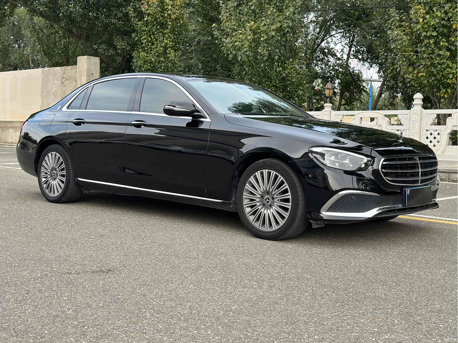 Mercedes-Benz E-Class, 2021 3