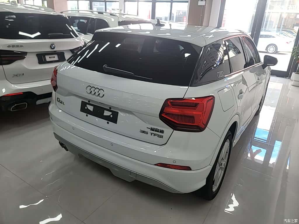 Audi Q2L, 2020 7