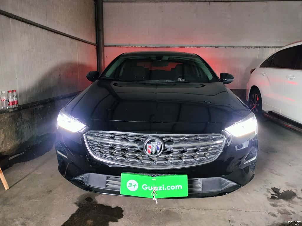 Buick Regal, 2023 3