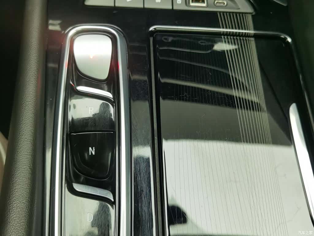 Buick Enclave, 2020 13