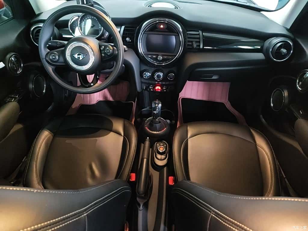Mini ONE, 2021 10