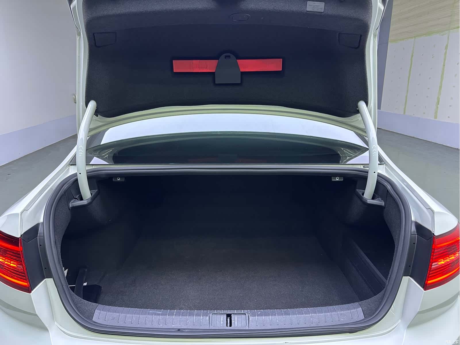 Volkswagen Magotan, 2017 14