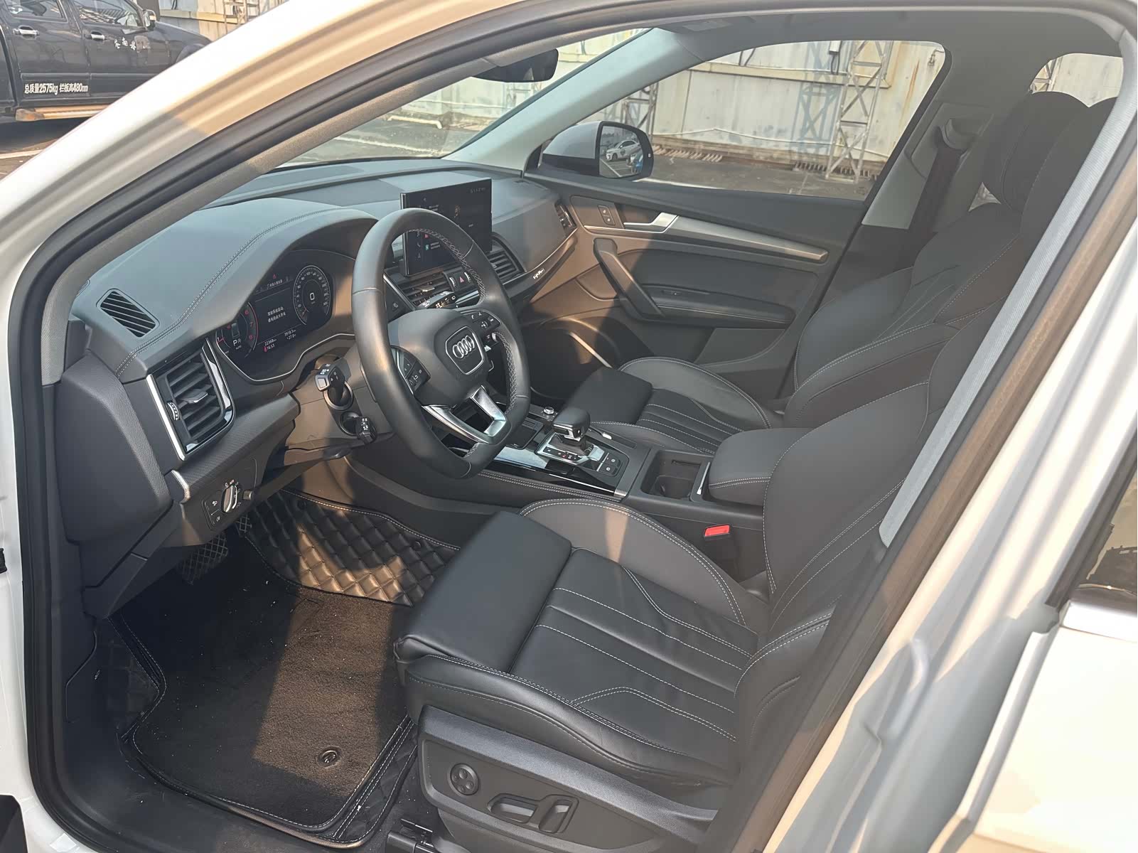 Audi Q5L, 2022 4