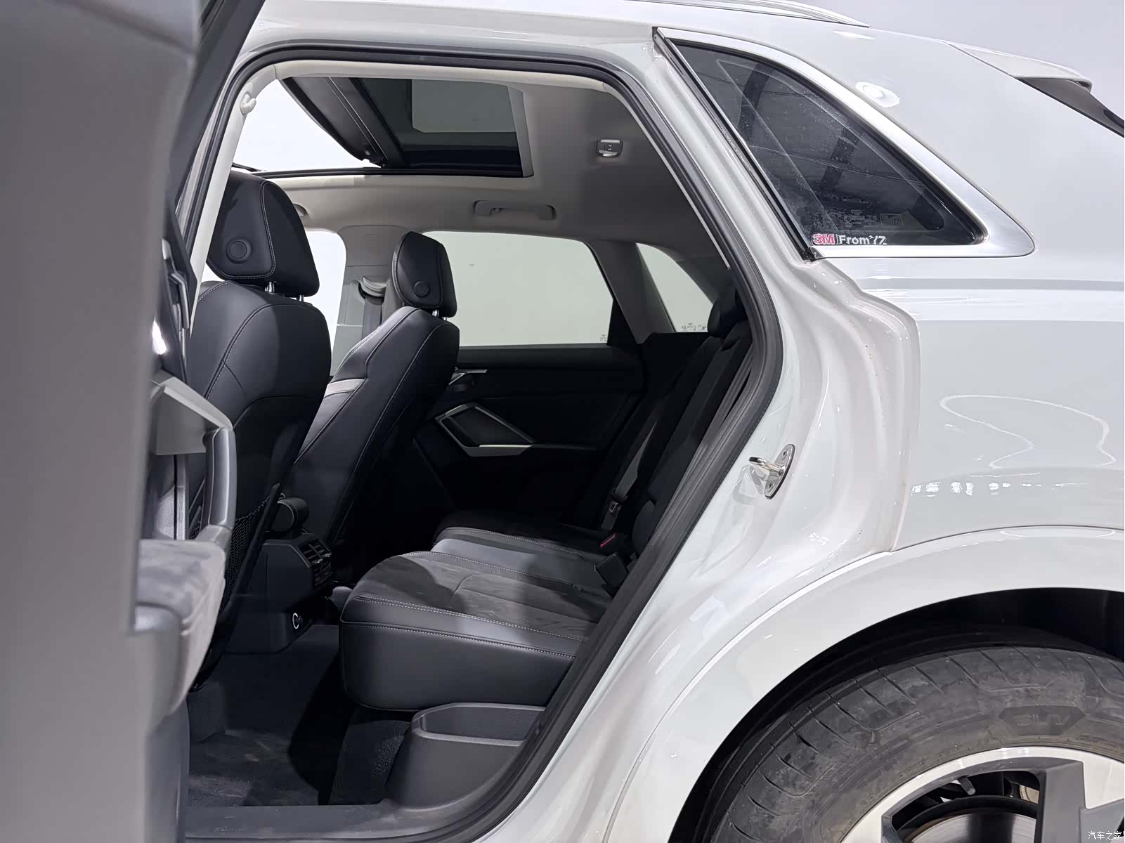 Audi Q3, 2022 2