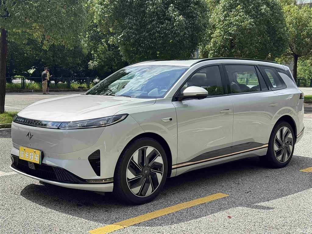 DongFeng eπ008, 2025 2