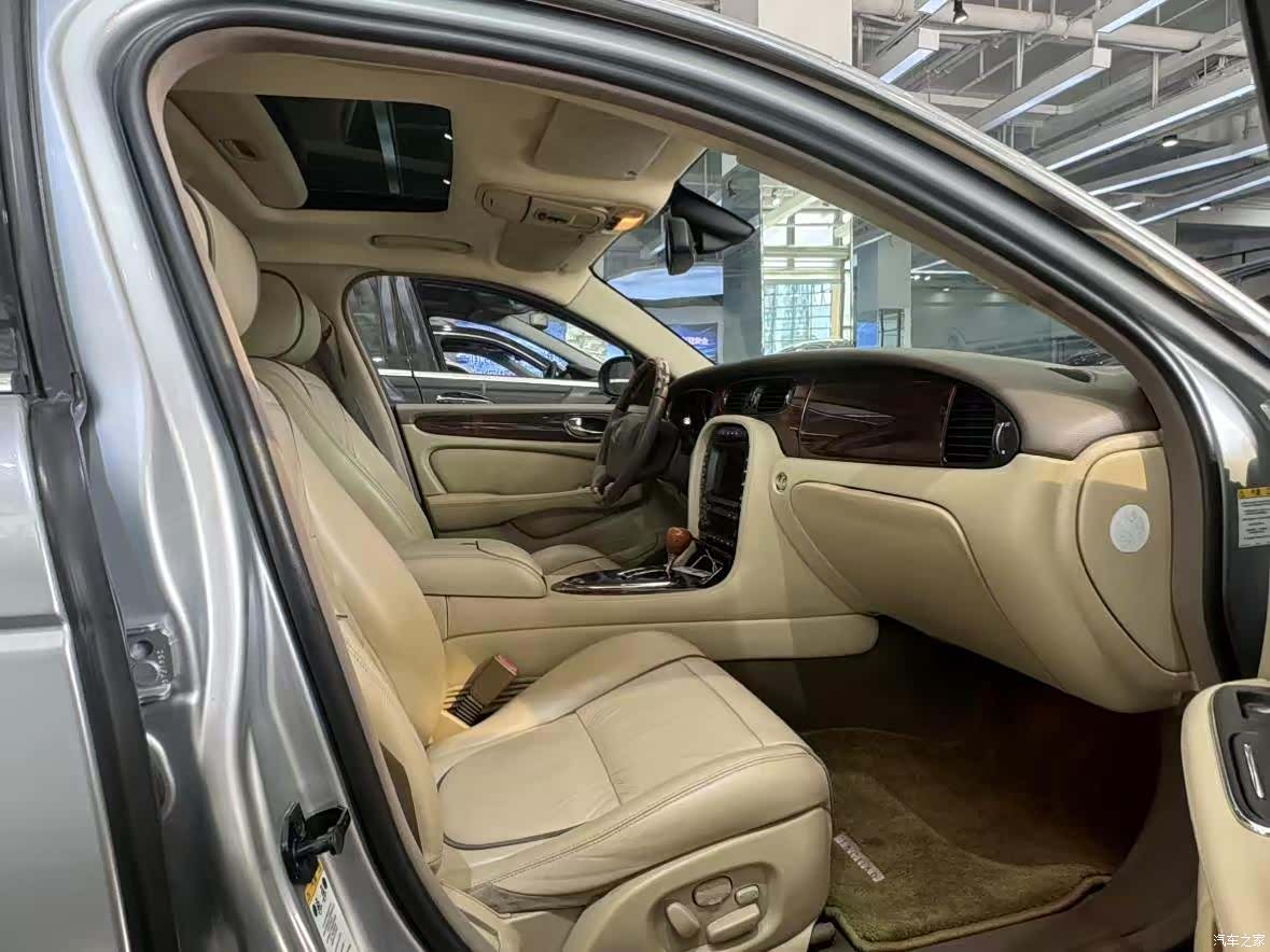 Jaguar XJ, 2007 8