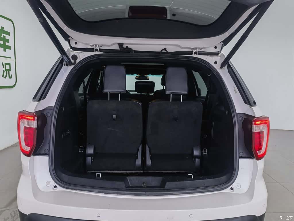 Ford Explorer, 2017 16