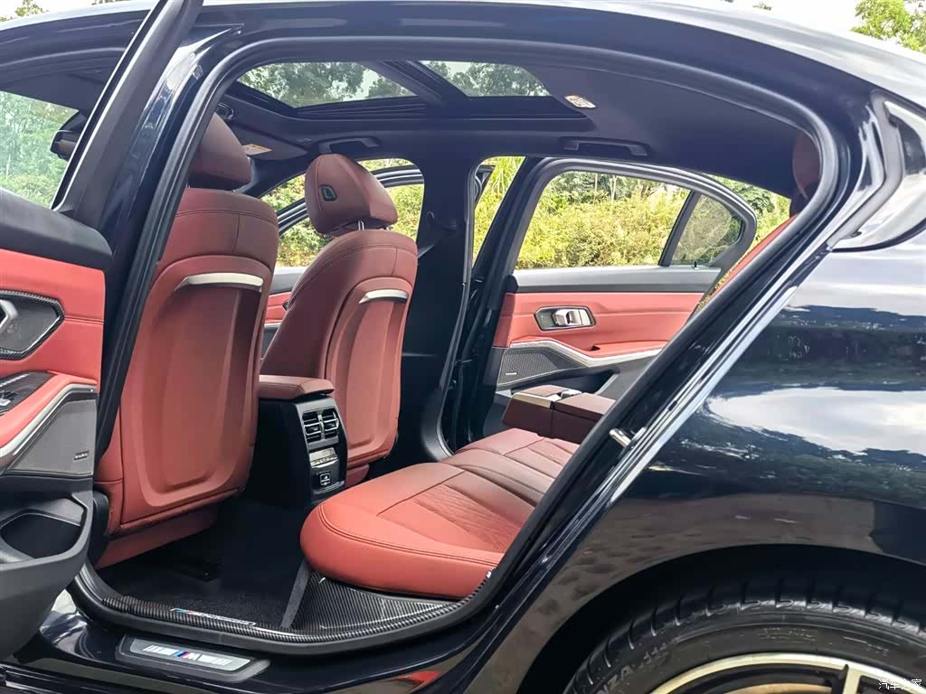 BMW 3 Series, 2023 10