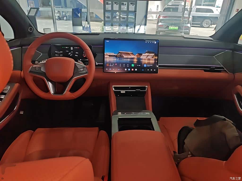 BYD Tang, 2025 10