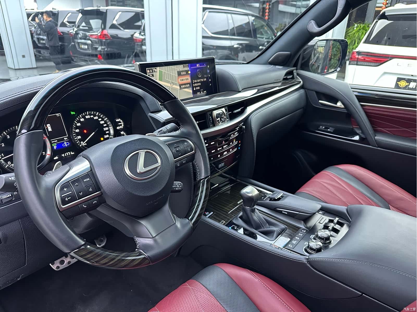 Lexus LX, 2023 16