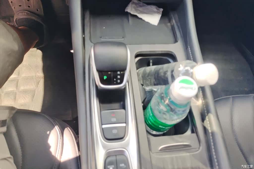 Chery Arrizo 8, 2025 16