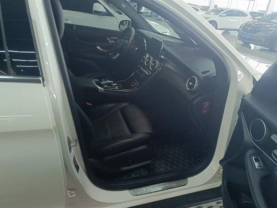Mercedes-Benz GLC Mercedes-Benz GLC
