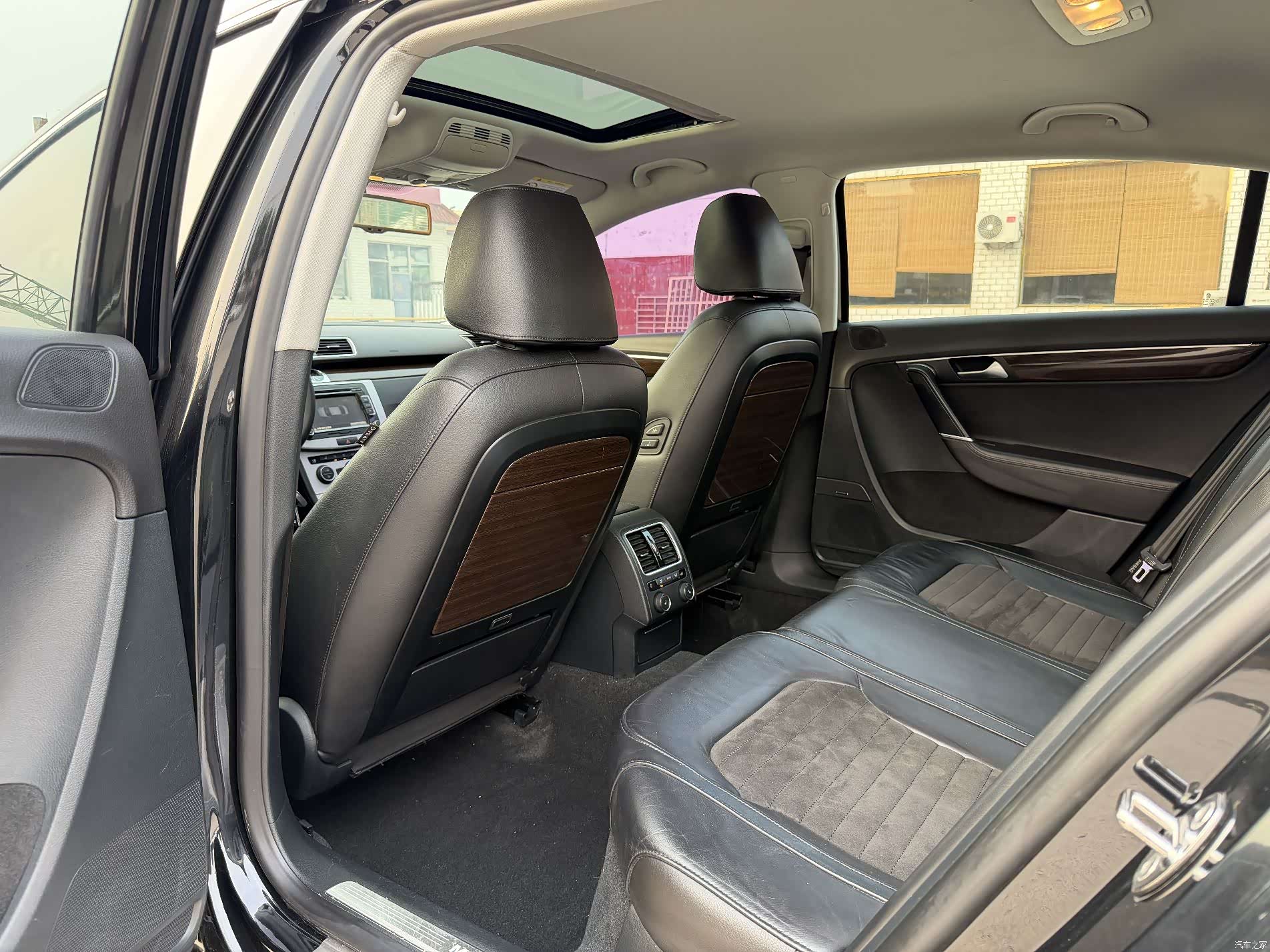 Volkswagen Magotan, 2015 16