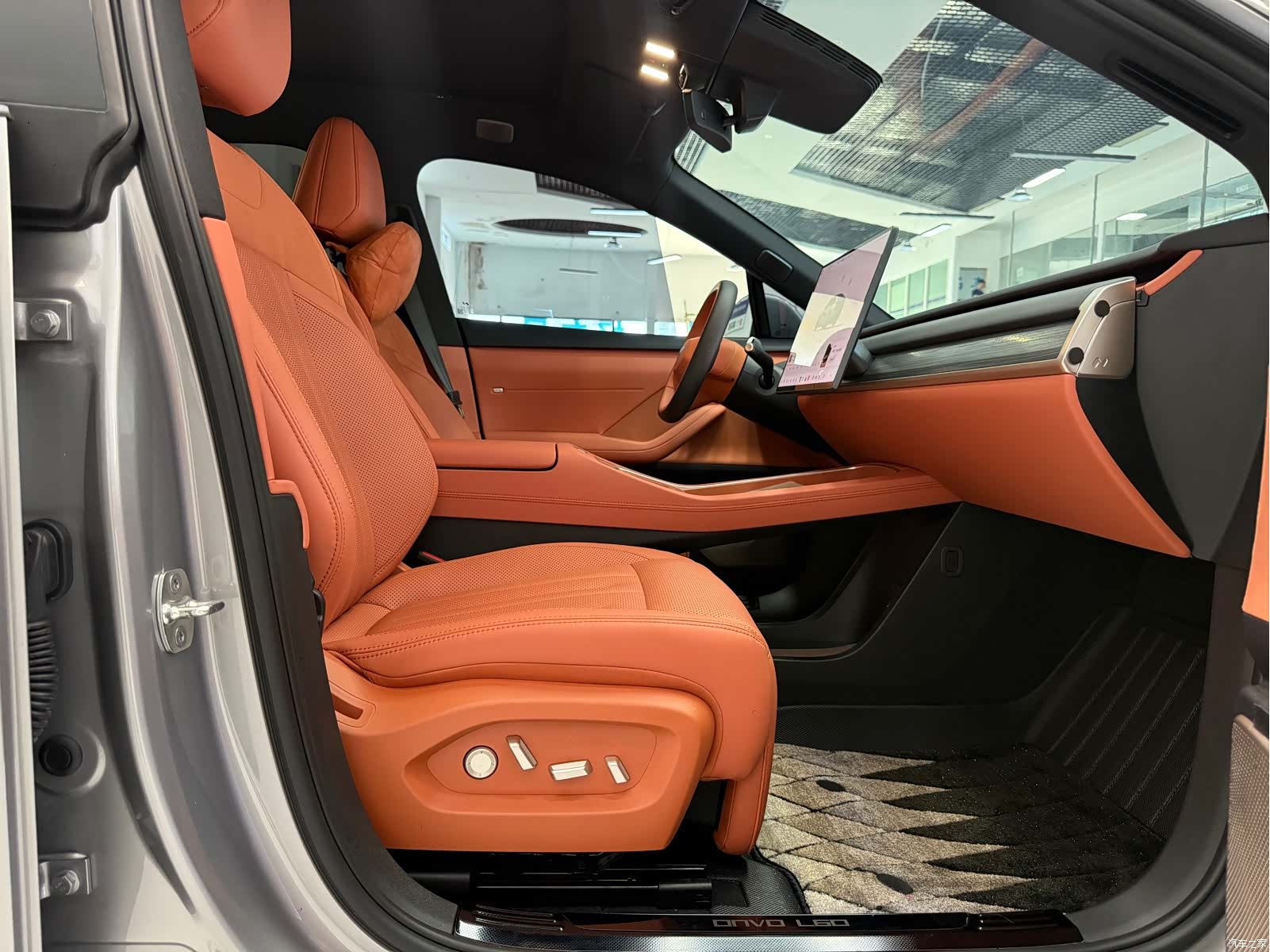NIO L60, 2024 9