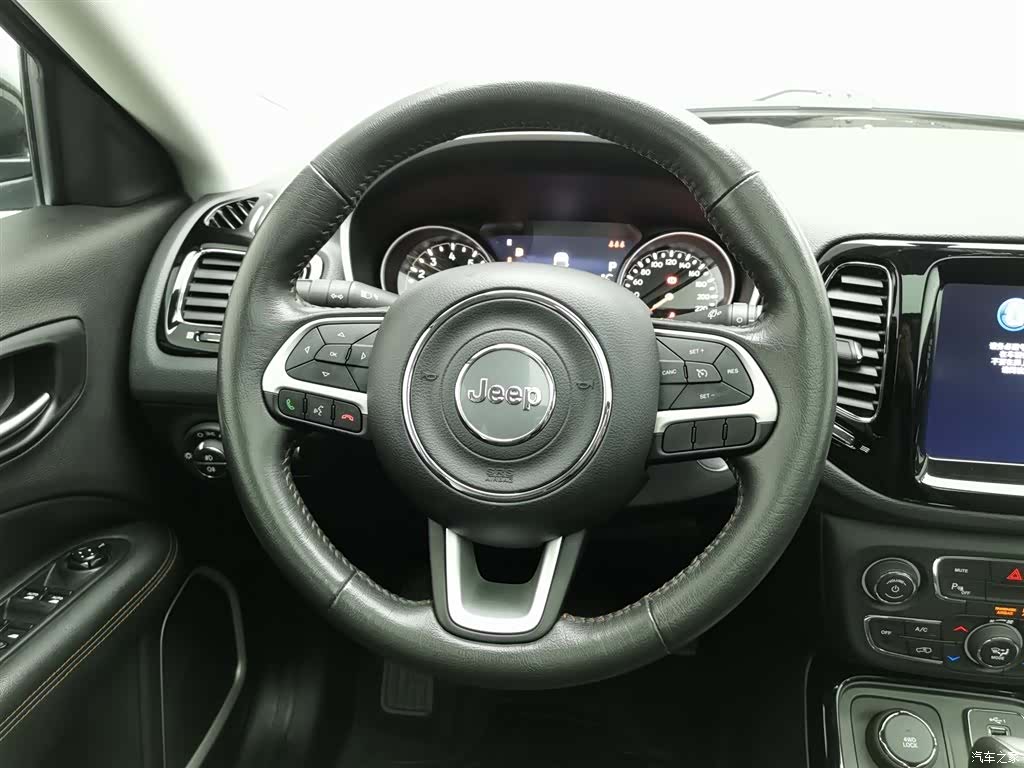 Jeep Compass, 2020 11