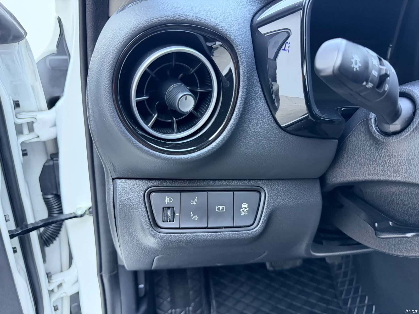 Kia K3, 2023 6
