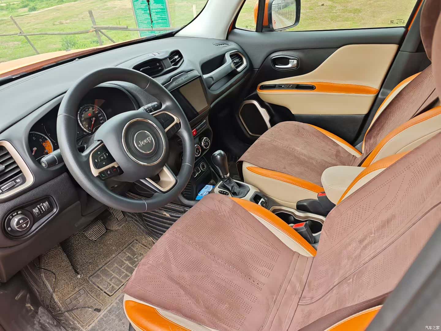 Jeep Renegade, 2017 все фото