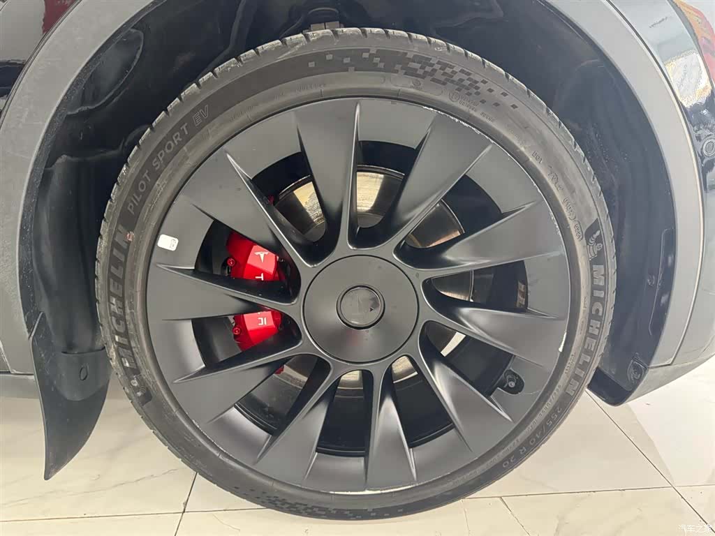 Tesla Model Y, 2022 8