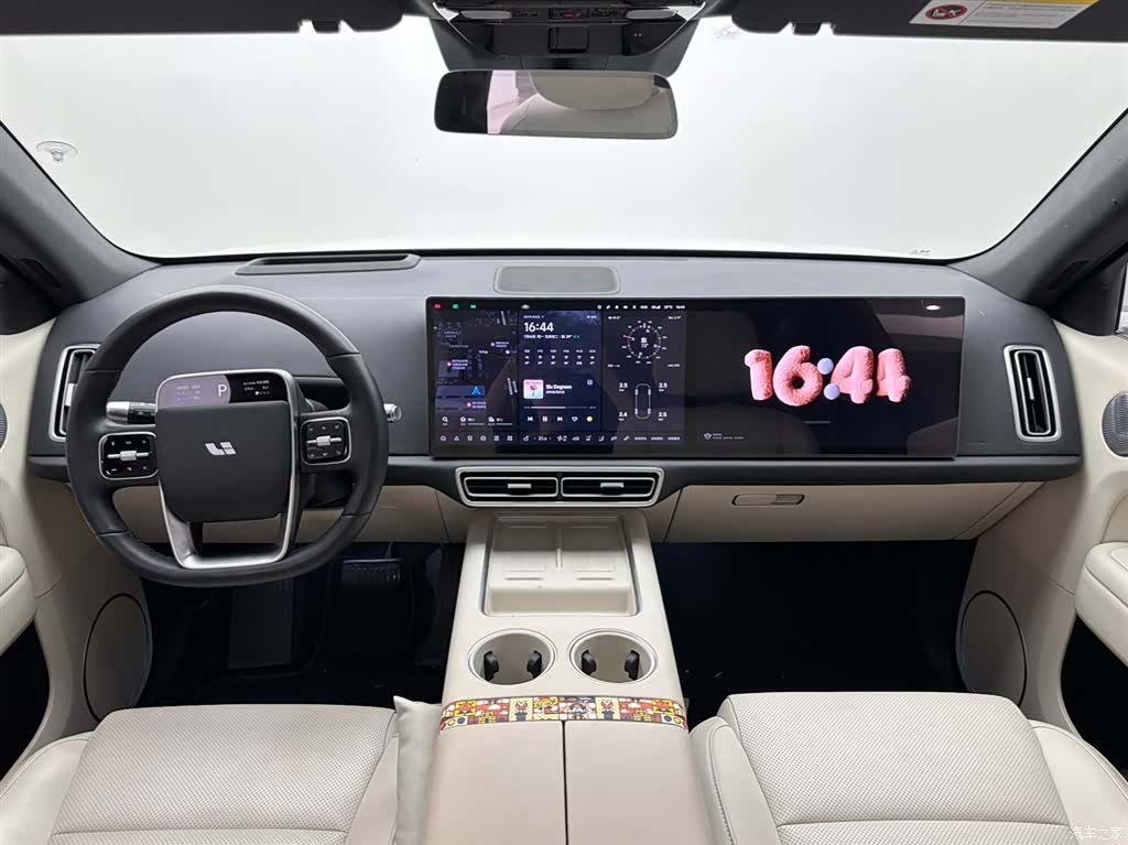 Li Auto L6, 2024 10