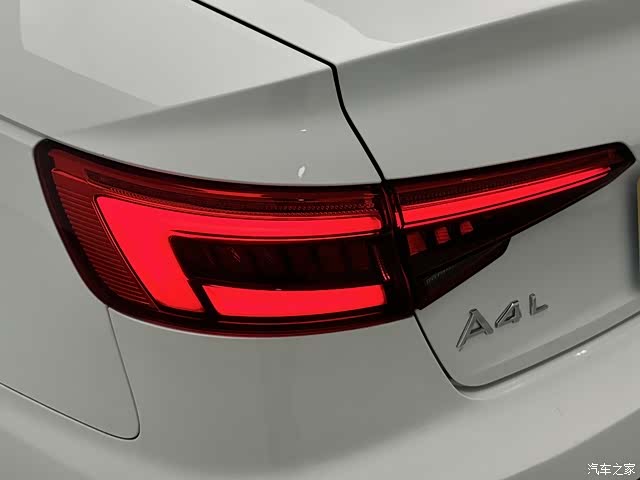 Audi A4L, 2017 19