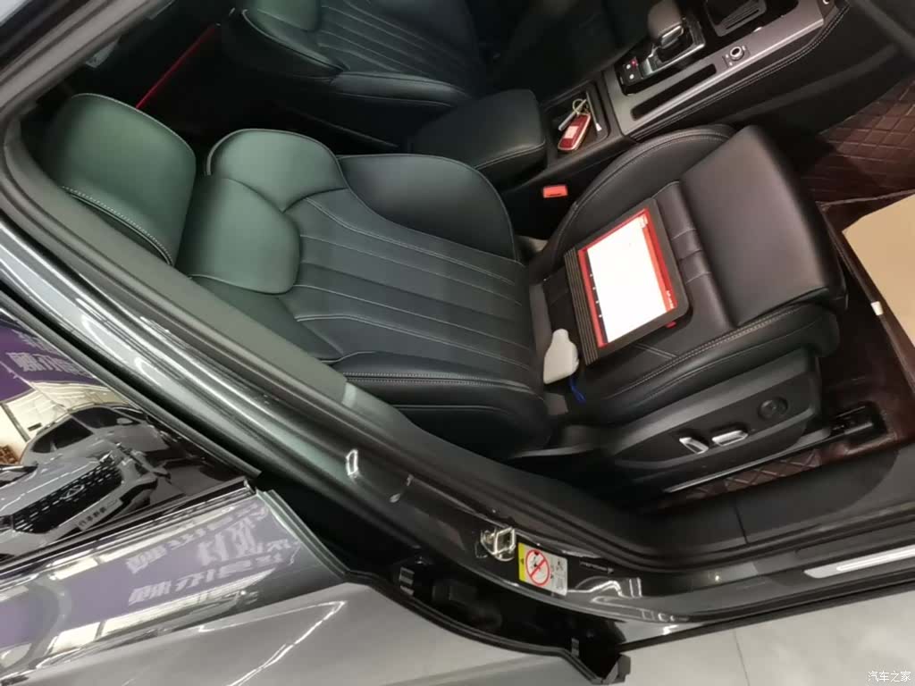 Audi Q5L, 2025 25