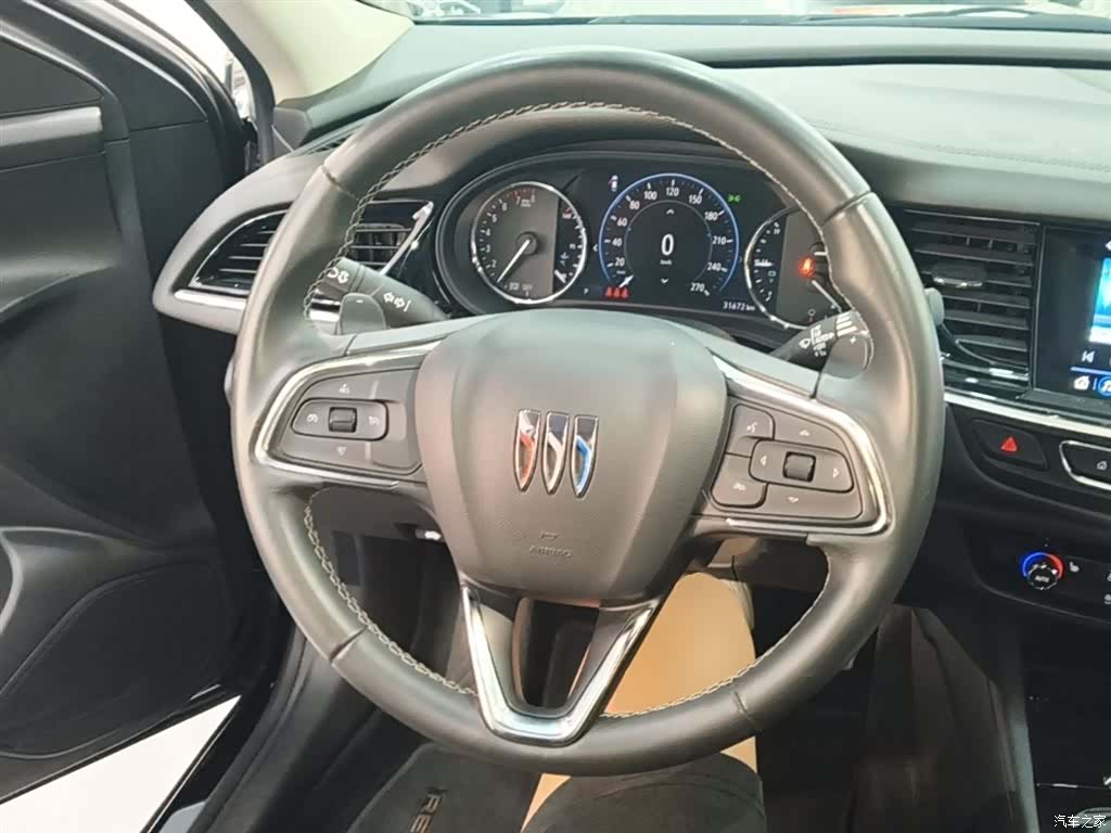 Buick Regal, 2023 11