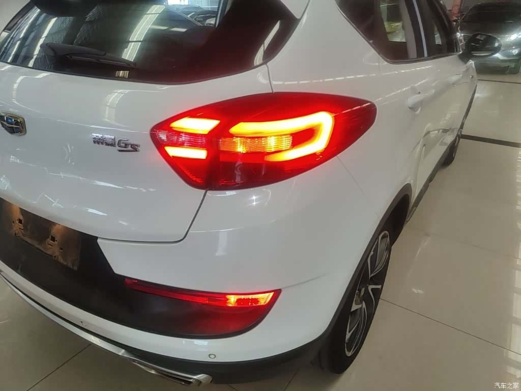 Geely Emgrand, 2016 8
