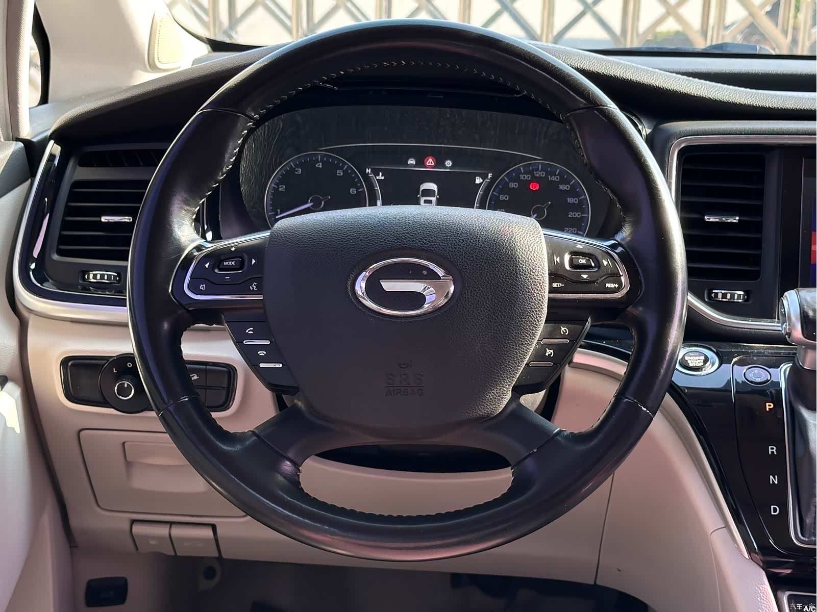 Trumpchi M8, 2018 13
