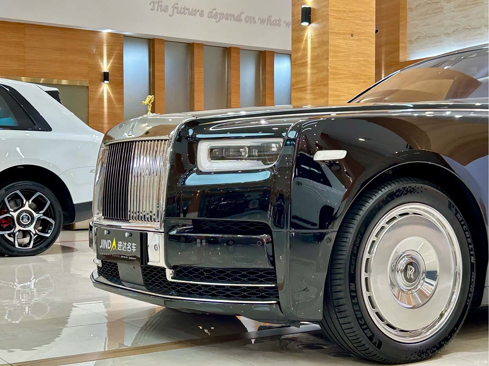 Rolls-Royce Phantom, 2019 27