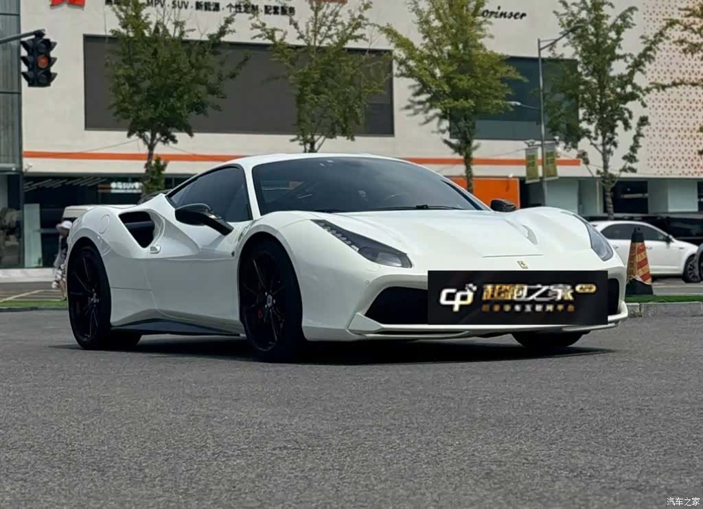 Ferrari 488