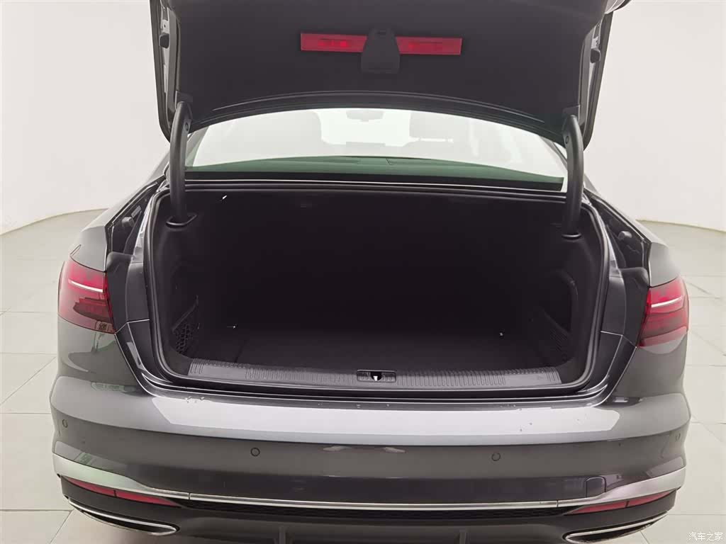 Audi A4L, 2020 16