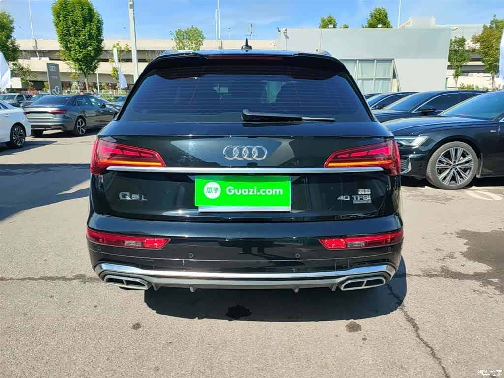 Audi Q5L, 2021 все фото