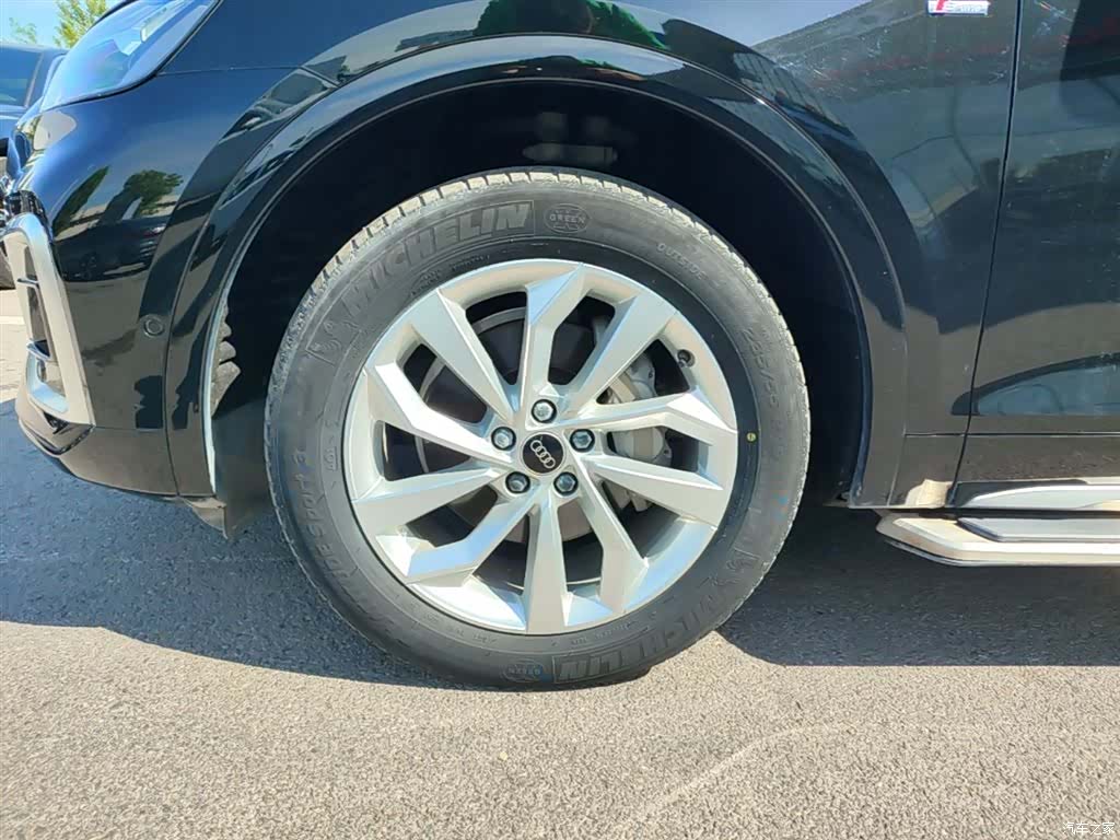 Audi Q5L, 2021 22