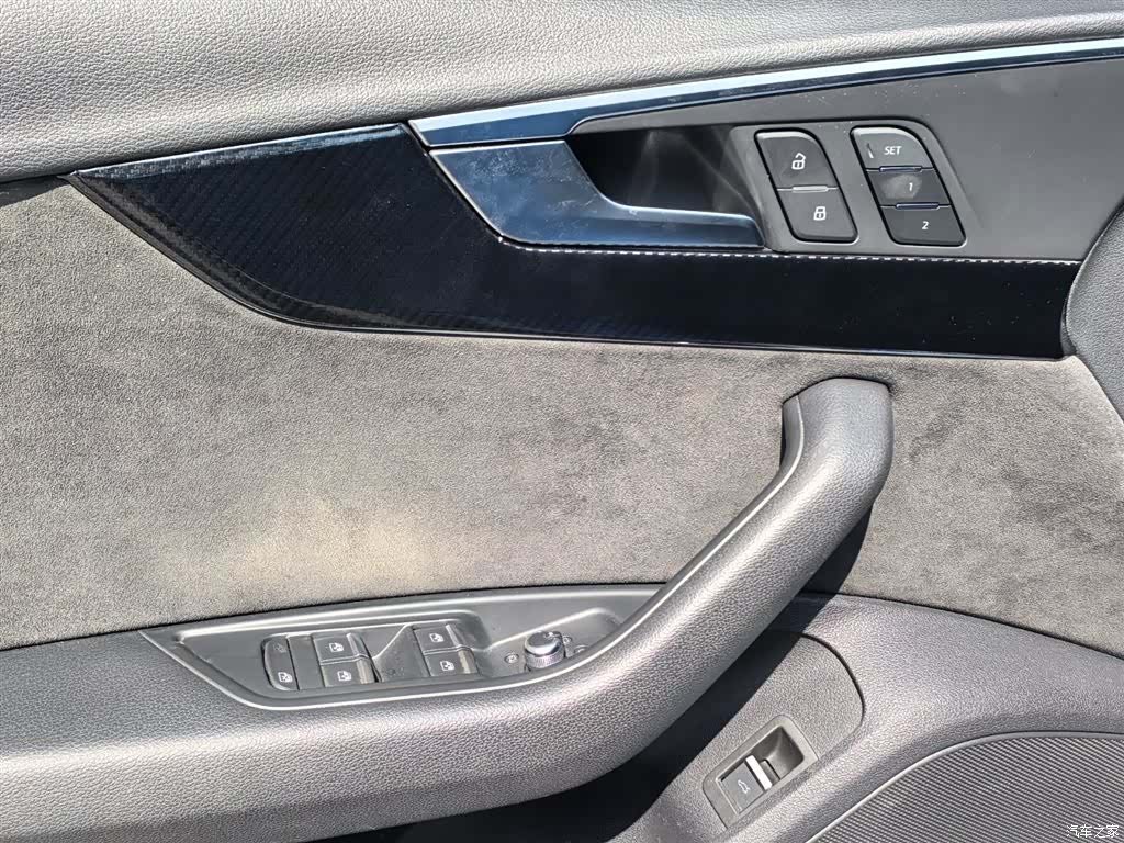 Audi A4, 2021 15