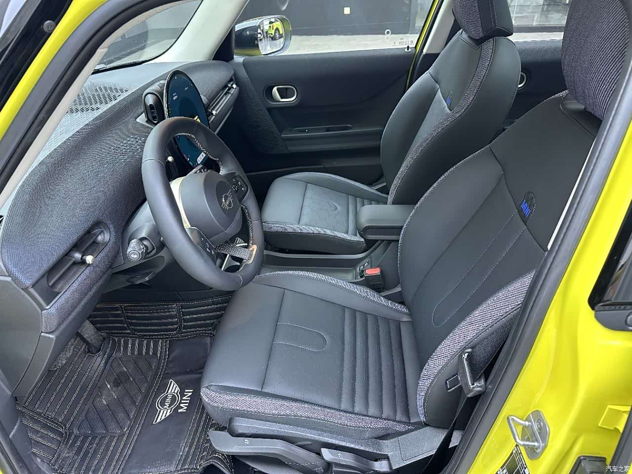 Mini Cooper, 2025 8
