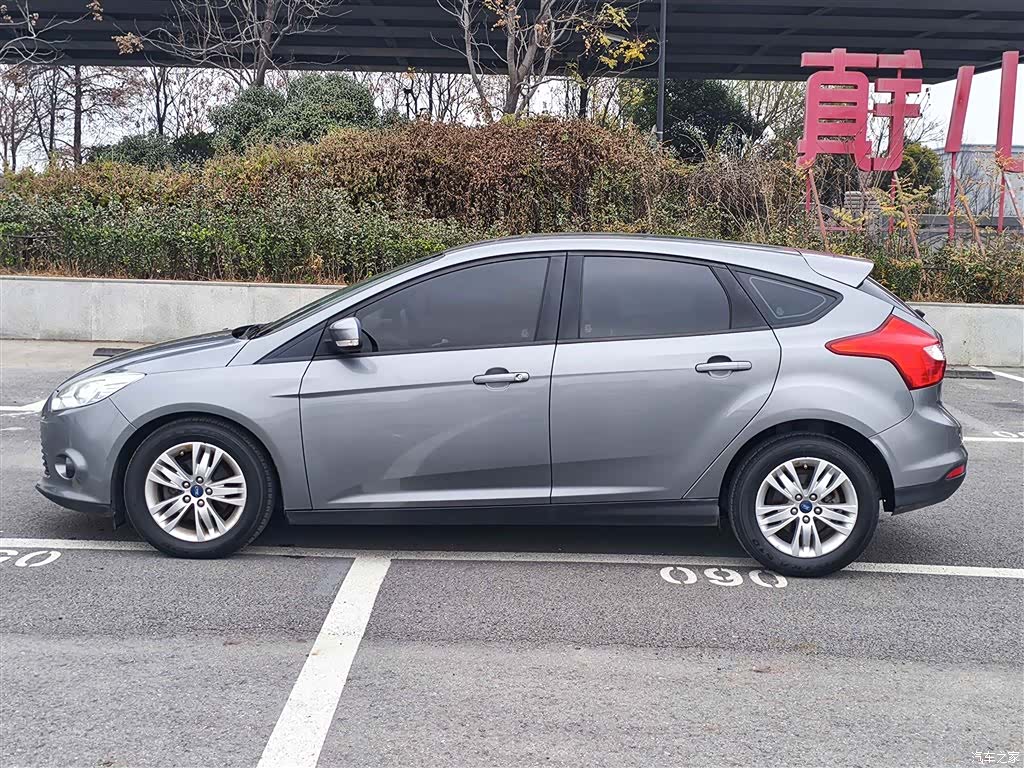 Ford Focus, 2012 3